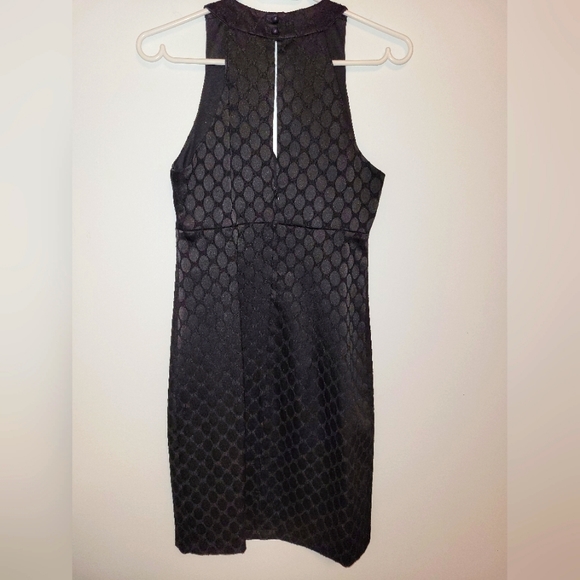 Black Dress - Picture 2 of 4